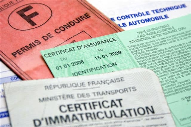 obtenez votre carte grise en ligne rapidement et facilement. profitez d'un service sûr et simple pour inscrire votre véhicule sans vous déplacer. simplifiez vos démarches administratives dès aujourd'hui !