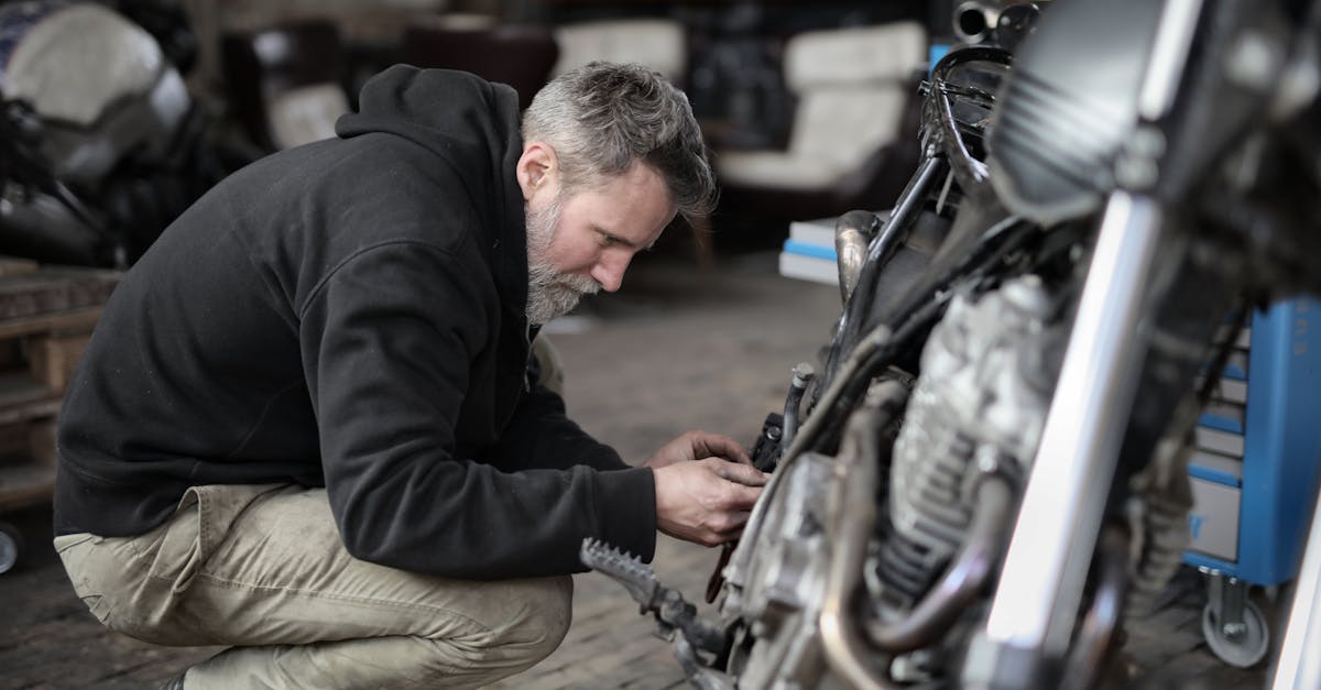 découvrez nos services de réparation de motos pour redonner vie à votre deux-roues. notre équipe d'experts est prête à s'occuper de l'entretien, des réparations et des pièces de rechange pour garantir votre sécurité et performance sur la route.