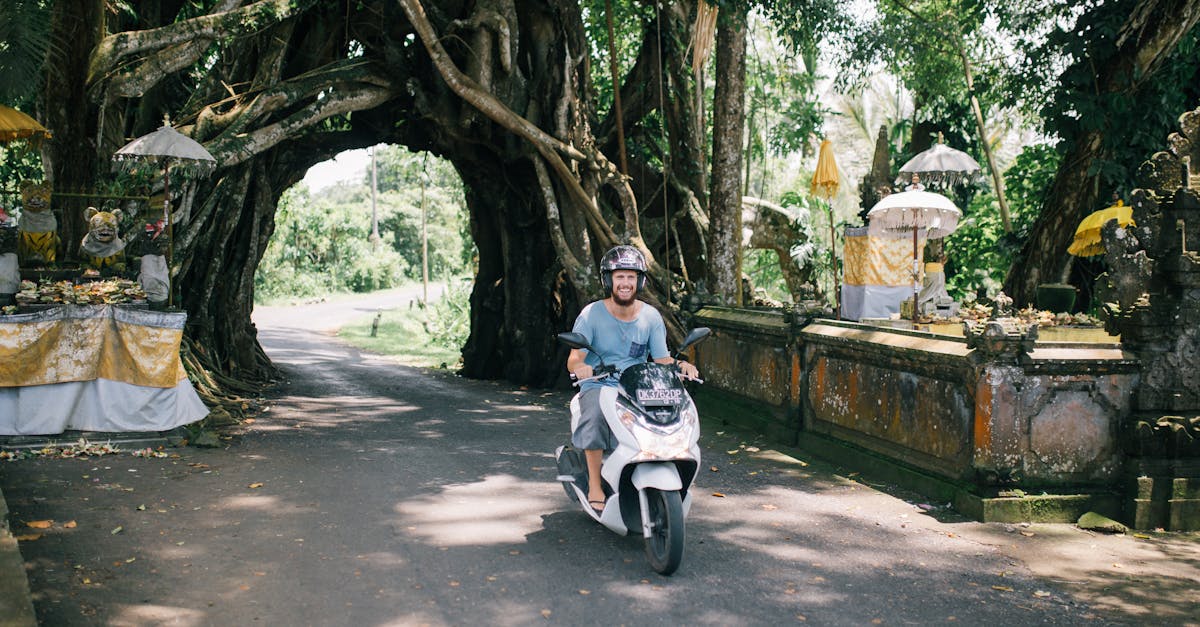 découvrez tout ce qu'il faut savoir sur l'enregistrement de votre scooter : démarches administratives, documents nécessaires et conseils pratiques pour circuler en toute légalité.