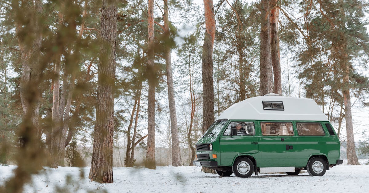 découvrez notre sélection de camping-cars d'occasion de qualité, alliant confort et praticité. parfait pour vos escapades, trouvez le véhicule idéal pour vos aventures sur la route.