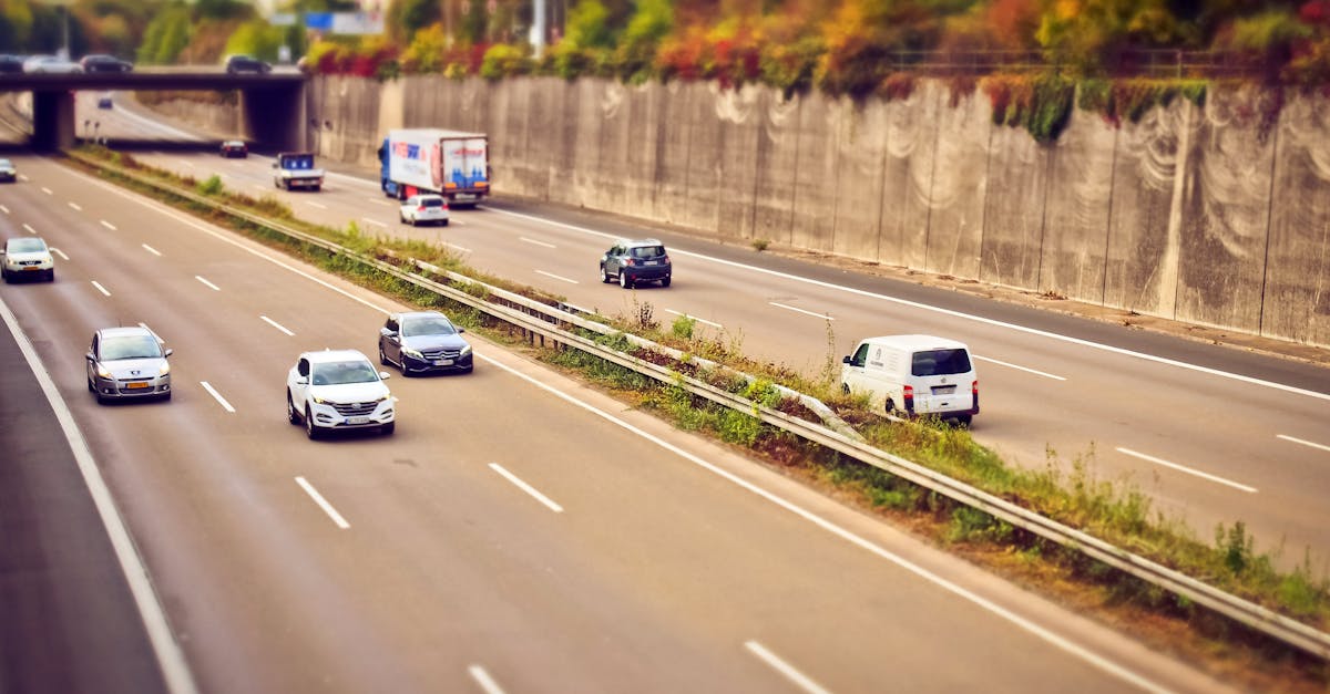 découvrez les options de transport variées pour vos déplacements quotidiens et vos voyages. que ce soit en voiture, en train, en bus ou en vélo, trouvez le moyen de transport adapté à vos besoins et explorez le monde avec confort et efficacité.