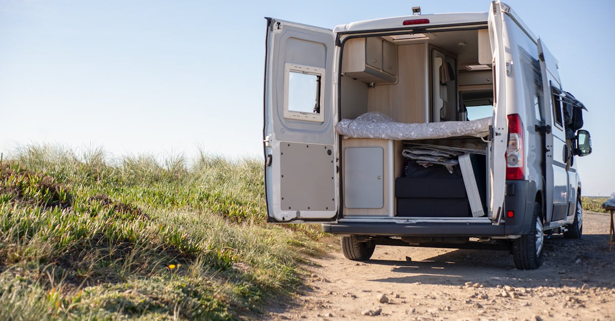 découvrez notre concessionnaire de camping-cars, où nous proposons une large gamme de véhicules récréatifs de qualité. profitez de conseils d'experts et de services personnalisés pour trouver le motorhome idéal qui répond à vos besoins d'aventure et de confort.