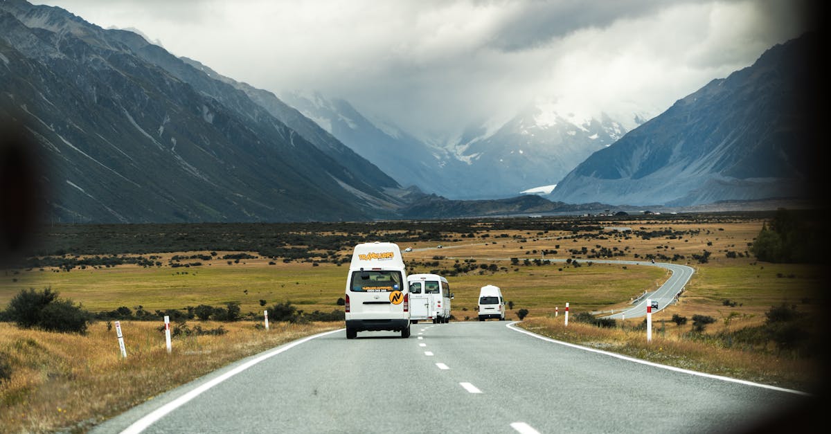 découvrez notre guide complet sur les motorhomes : conseils d'achat, astuces d'utilisation et destinations incontournables pour vos voyages en camping-car. préparez-vous à l'aventure sur la route avec style et confort.