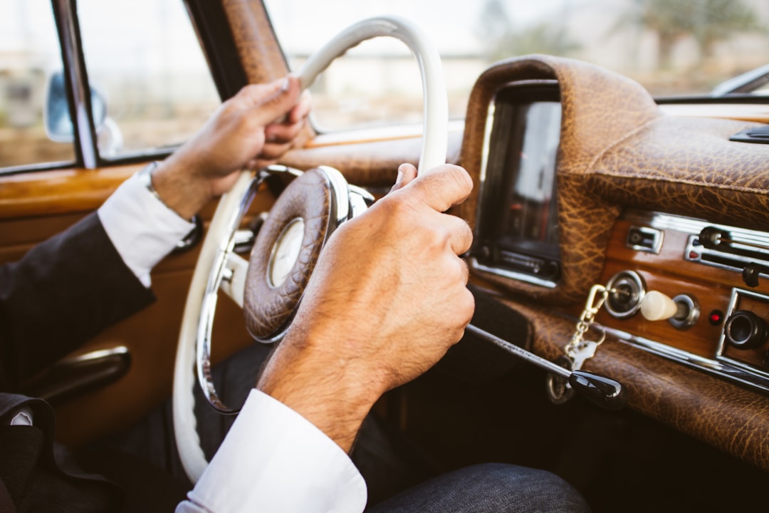 découvrez tout ce que vous devez savoir sur les frais de conducteur, y compris leur fonctionnement, les types de frais courants et comment les gérer pour maximiser vos revenus en tant que chauffeur. obtenez des conseils pratiques pour naviguer dans ce domaine en toute simplicité.