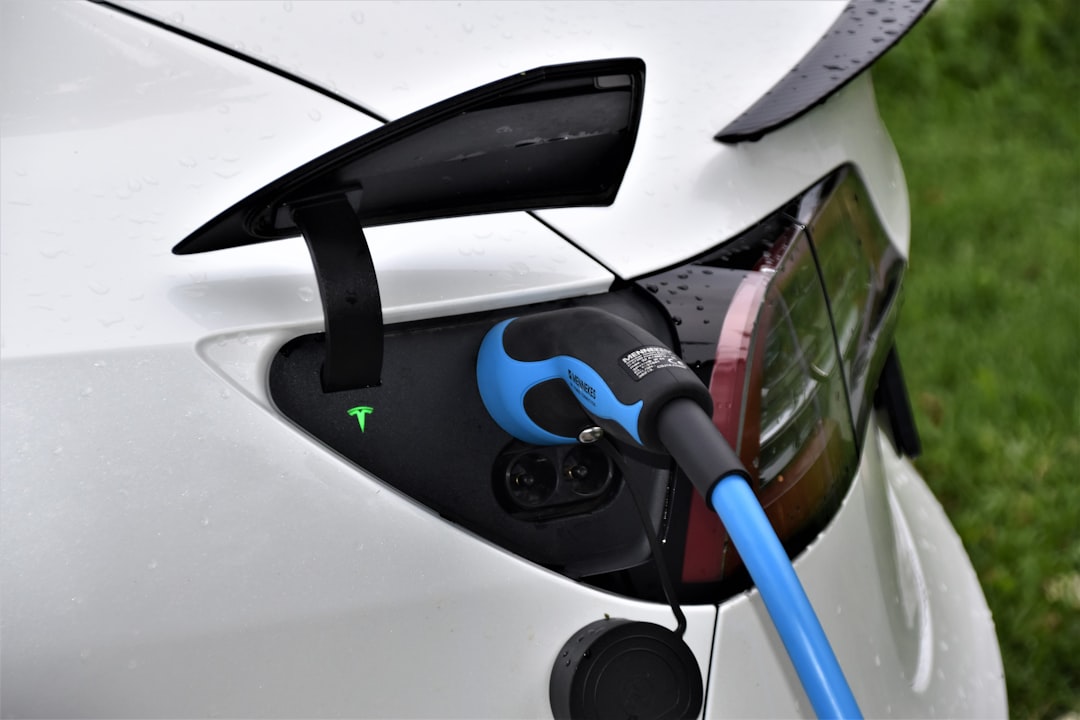 découvrez l'avenir de la mobilité avec les véhicules électriques. apprenez-en davantage sur leurs avantages écologiques, leur technologie innovante et comment ils transforment notre manière de conduire vers une planète plus verte.